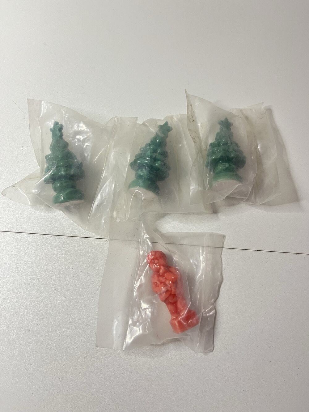 4 WADE WHIMSIES ROSE FIGURES CALENDAR SERIES Christmas Tree Cupid February NEW!